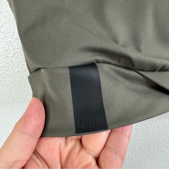 UNRL Performa Longline Bra in Grove Size Medium - Picture 5 of 7